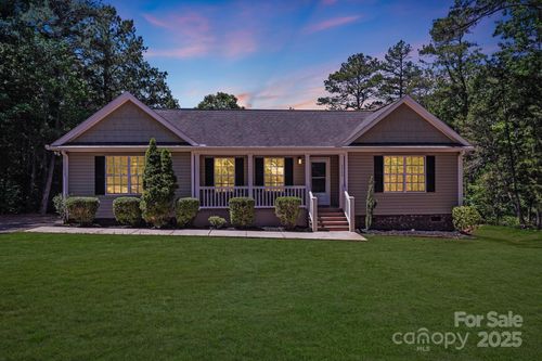 5564 Hillsdale St, Fort Lawn, SC, 29714-8614 | Card Image