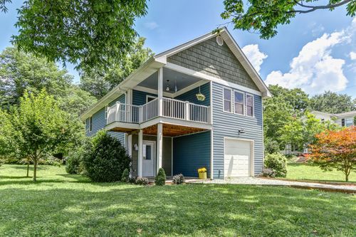 421 Lee St, Bedford, VA, 24523-3417 | Card Image