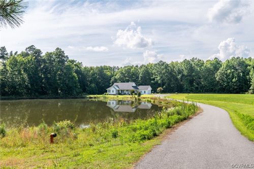 7955 Liberty Rd, Dolphin, VA, 23843-2317 | Card Image