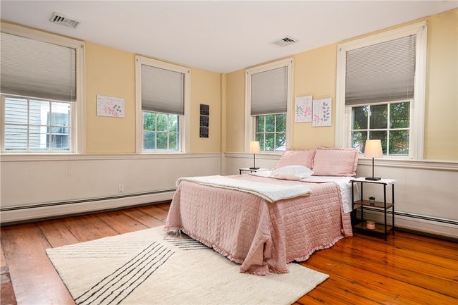 85 John St, House other with 5 bedrooms, 2 bathrooms and 2 parking in Providence RI | Image 23