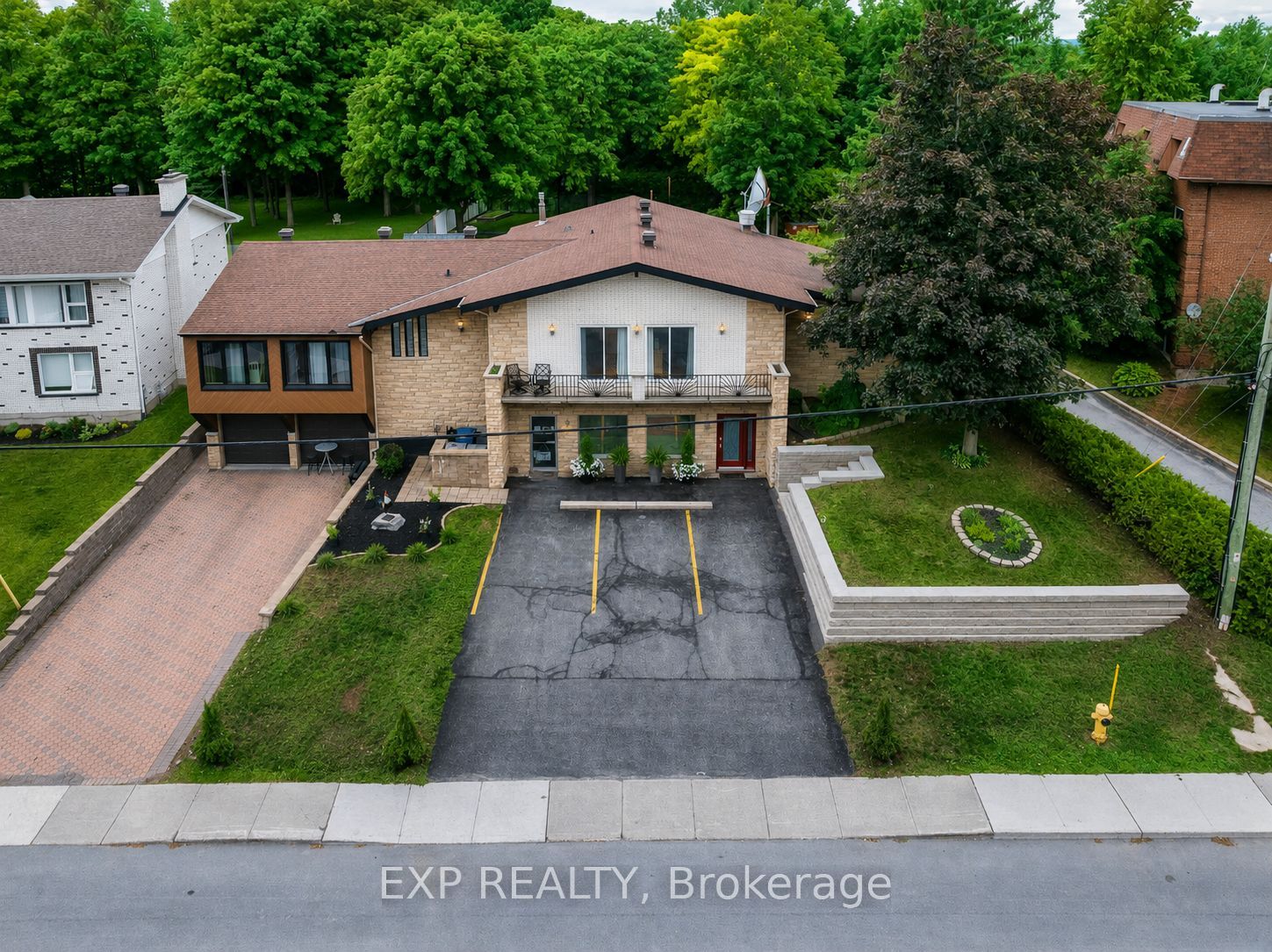 Commercial Sale in Clarence-Rockland