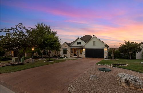 201 Glenfiddich Ln, Lakeway, TX, 78738-1142 | Card Image