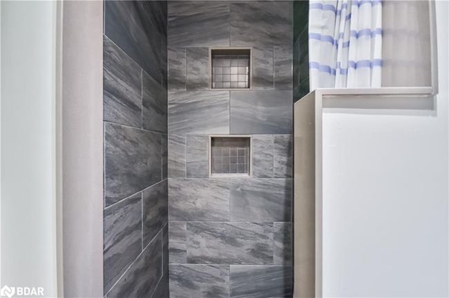 8468 8 Th Line, House other with 4 bedrooms, 2 bathrooms and 8 parking in Utopia ON | Image 24