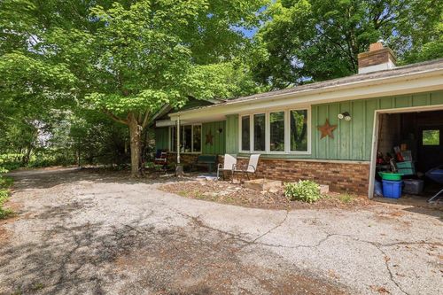 S85W30520 Stoneridge Drive, Mukwonago, WI, 53149 | Card Image