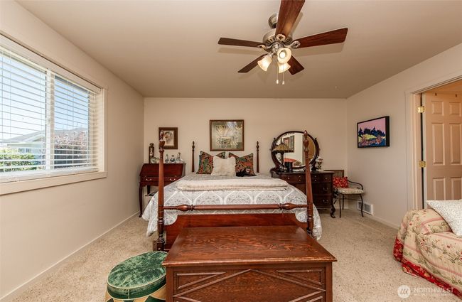70 Onyx Ln, House other with 4 bedrooms, 2 bathrooms and null parking in Sequim WA | Image 14