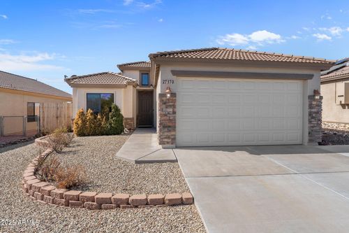 27170 S Bennett Way, Congress, AZ, 85332-0020 | Card Image