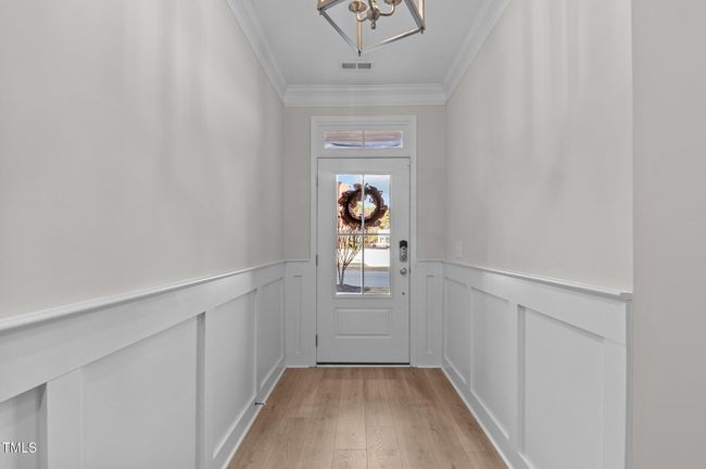 Foyer | Image 15