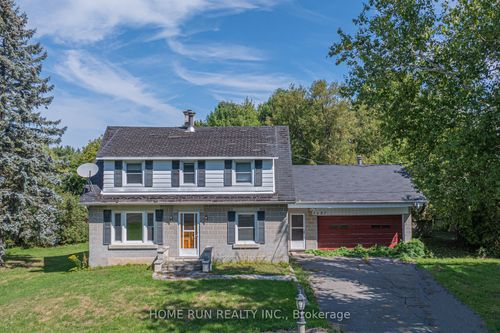 5687 1st Line Rd, Kars, ON, K0A2E0 | Card Image