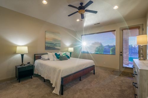2212 Chippenham Ct, St. George, UT, 84770-8786 | Card Image