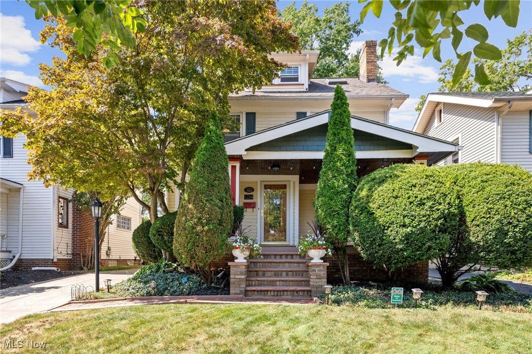 Giel Ave, Lakewood, OH 44107