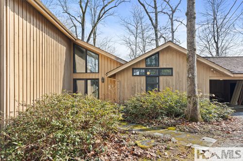 583 Heaton Forest Rd, Cashiers, NC, 28717 | Card Image