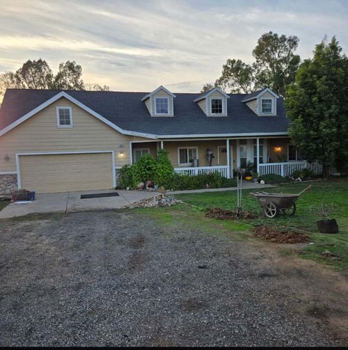8830 Bradshaw Road, Elk Grove, CA, 95624 | Card Image