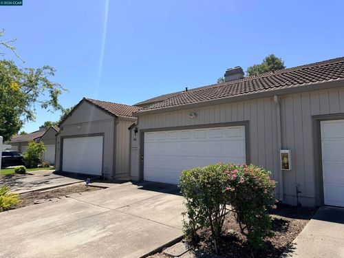 886 Valley Run, Hercules, CA, 94547-1416 | Card Image