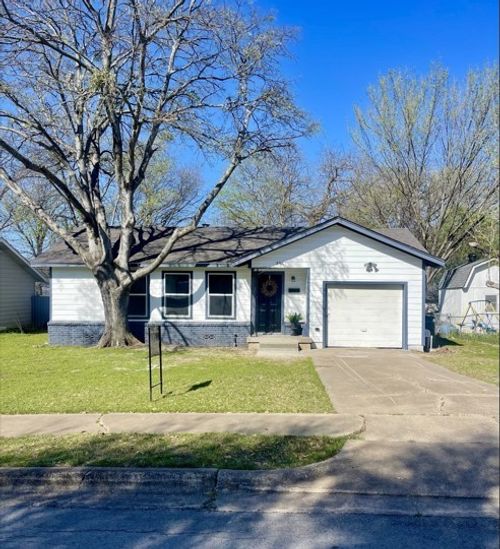 3557 Rita Ln, Haltom City, TX, 76117-3229 | Card Image