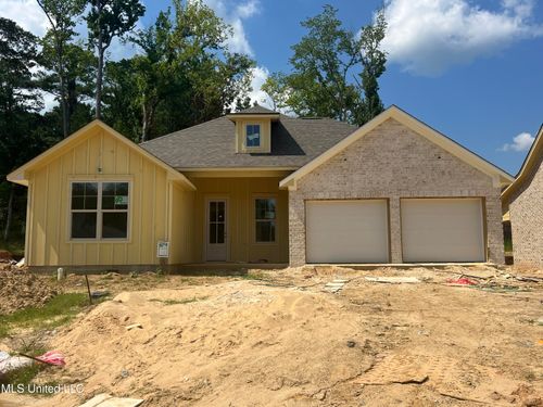 613 Cobalt Way, Brandon, MS, 39042-1104 | Card Image