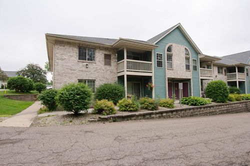 2-1876 Deerhaven Ln Ne, Rochester, MN, 55906-7316 | Card Image