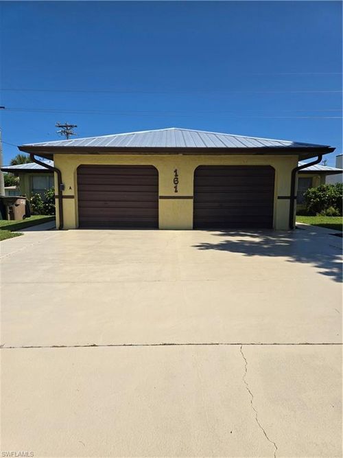 161 Cape Coral Pkwy W, Cape Coral, FL, 33914-8343 | Card Image