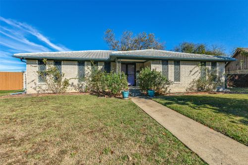 2271 Homeway Cir, Dallas, TX, 75228-4937 | Card Image