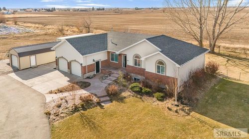 7411 S 400 W, Rexburg, ID, 83440-4568 | Card Image