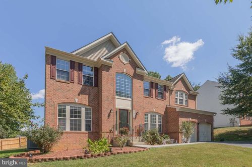 6810 Ashleys Crossing Ct, TEMPLE HILLS, MD, 20748-5212 | Card Image