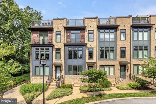 142 Winsome Cir, BETHESDA, MD, 20814-2163 | Card Image