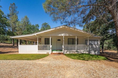 16271 Buzzard Roost Road, Round Mountain, CA, 96084 | Card Image