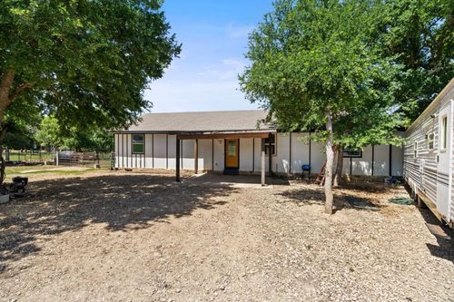 160 Chama Dr, Cedar Creek, TX, 78612-5001 | Card Image