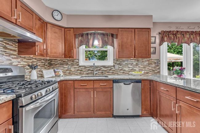 51 Sturbridge Dr, House other with 5 bedrooms, 4 bathrooms and null parking in Piscataway NJ | Image 23