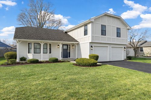 3790 Whispering Trails Dr, Hoffman Estates, IL, 60192-1563 | Card Image