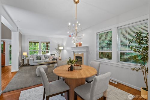 10220 Ne Yaquina Avenue, Bainbridge Island, WA, 98110 | Card Image