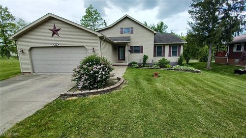 4209 Majorna Dr, West Salem, OH, 44287-9155 | Card Image