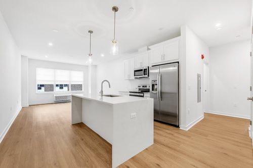 202-74 Clarendon Pl, Hackensack, NJ, 07601 | Card Image