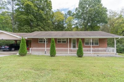 5574 Tallant Rd, House other with 5 bedrooms, 2 bathrooms and 2 parking in Ooltewah TN | Image 1