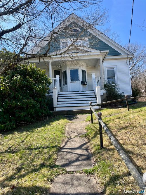 467 Bunker Hill Ave, Waterbury, CT, 06708-1907 | Card Image