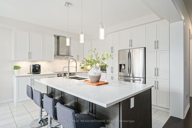 121 Upper Canada Crt, House other with 4 bedrooms, 4 bathrooms and 4 parking in Georgetown ON | Image 13