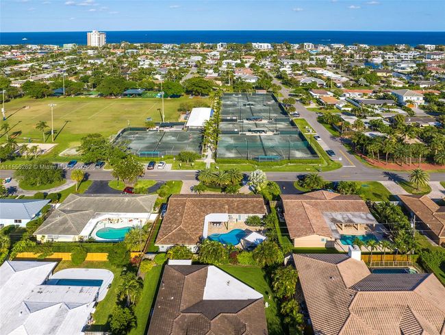 3411 Ne 27 Th Ave, House other with 4 bedrooms, 3 bathrooms and null parking in Lighthouse Point FL | Image 59