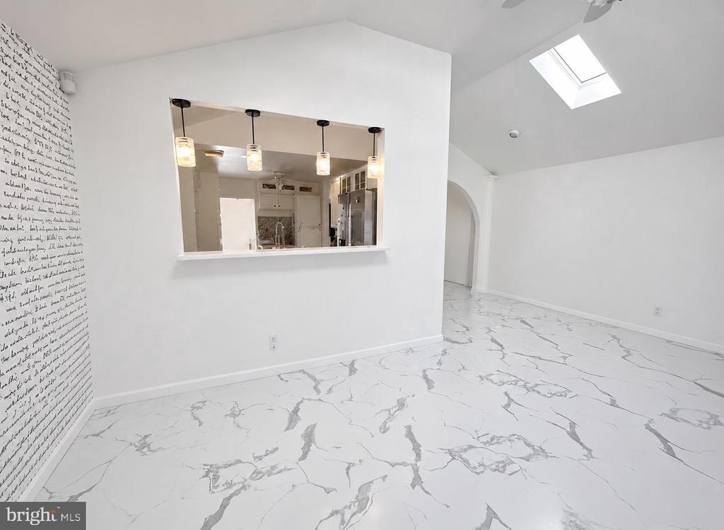 Residential Lease in WESTAMPTON 4