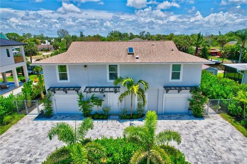 27293 Arroyal Rd, Bonita Springs, FL, 34135-4304 | Card Image