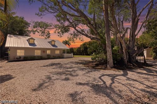 1313 Driftwood Dr, North Fort Myers, FL, 33903-3636 | Card Image