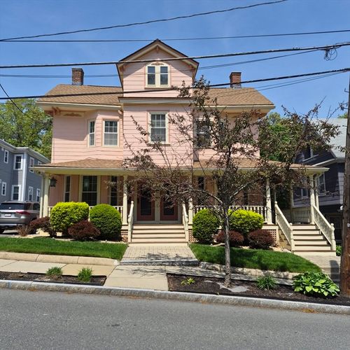 unit-22-20-22 Summer St, Melrose, MA, 02176-4610 | Card Image