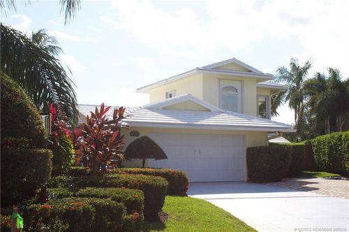 2744 Howard Creek Ln, Stuart, FL, 34994-9156 | Card Image