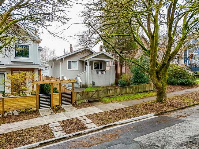 476 E 20 Th Avenue, House other with 4 bedrooms, 2 bathrooms and 2 parking in Vancouver BC | Image 36