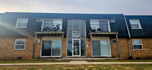 5215-8556 W 102nd Ter, Palos Hills, IL, 60465-1354 | Card Image