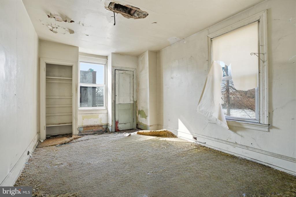 Residential in PHILADELPHIA 5