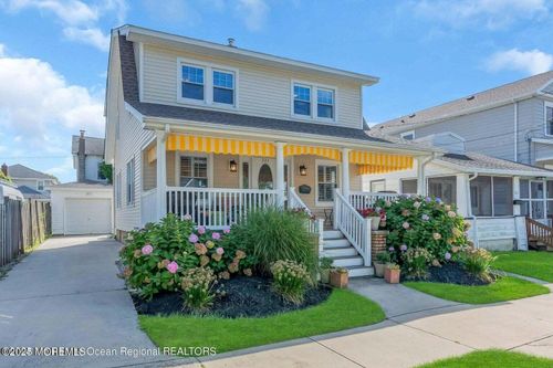 321 14th Ave, Belmar, NJ, 07719-2513 | Card Image