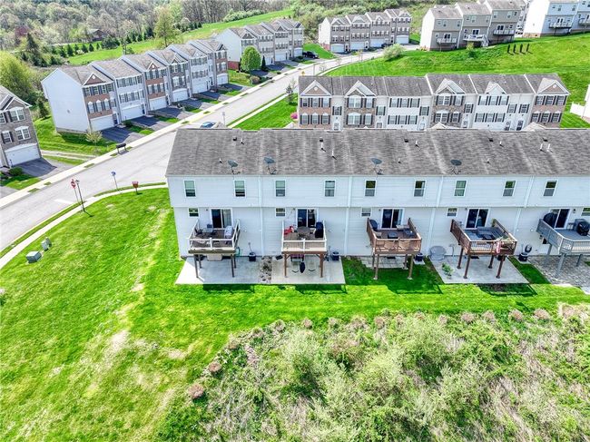 102 Cole Ct, Townhouse with 3 bedrooms, 3 bathrooms and 2 parking in Harmony PA | Image 23