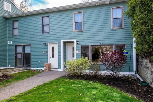 508 Piscassic St, Newmarket, NH, 03857-1185 | Card Image