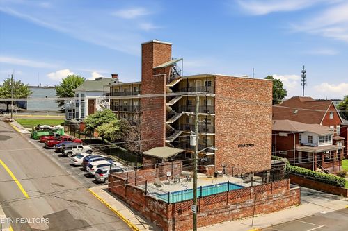 510 14th St, Knoxville, TN, 37916-2100 | Card Image