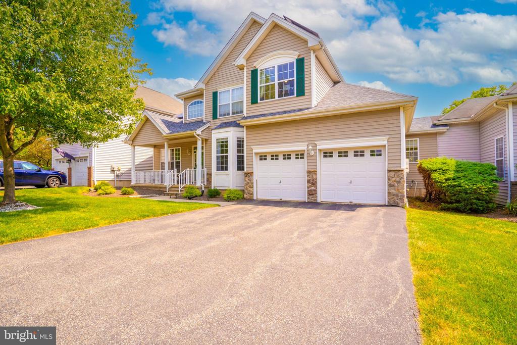 Colts Ln, Flemington, NJ 08822