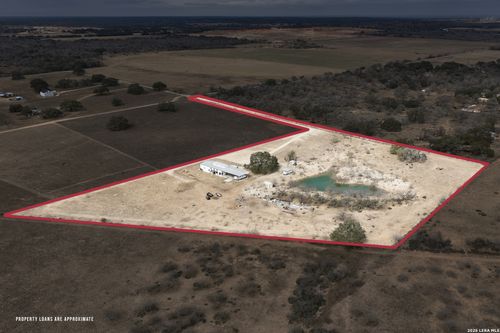 3169 Schuettig Rd, Poteet, TX, 78065-4121 | Card Image